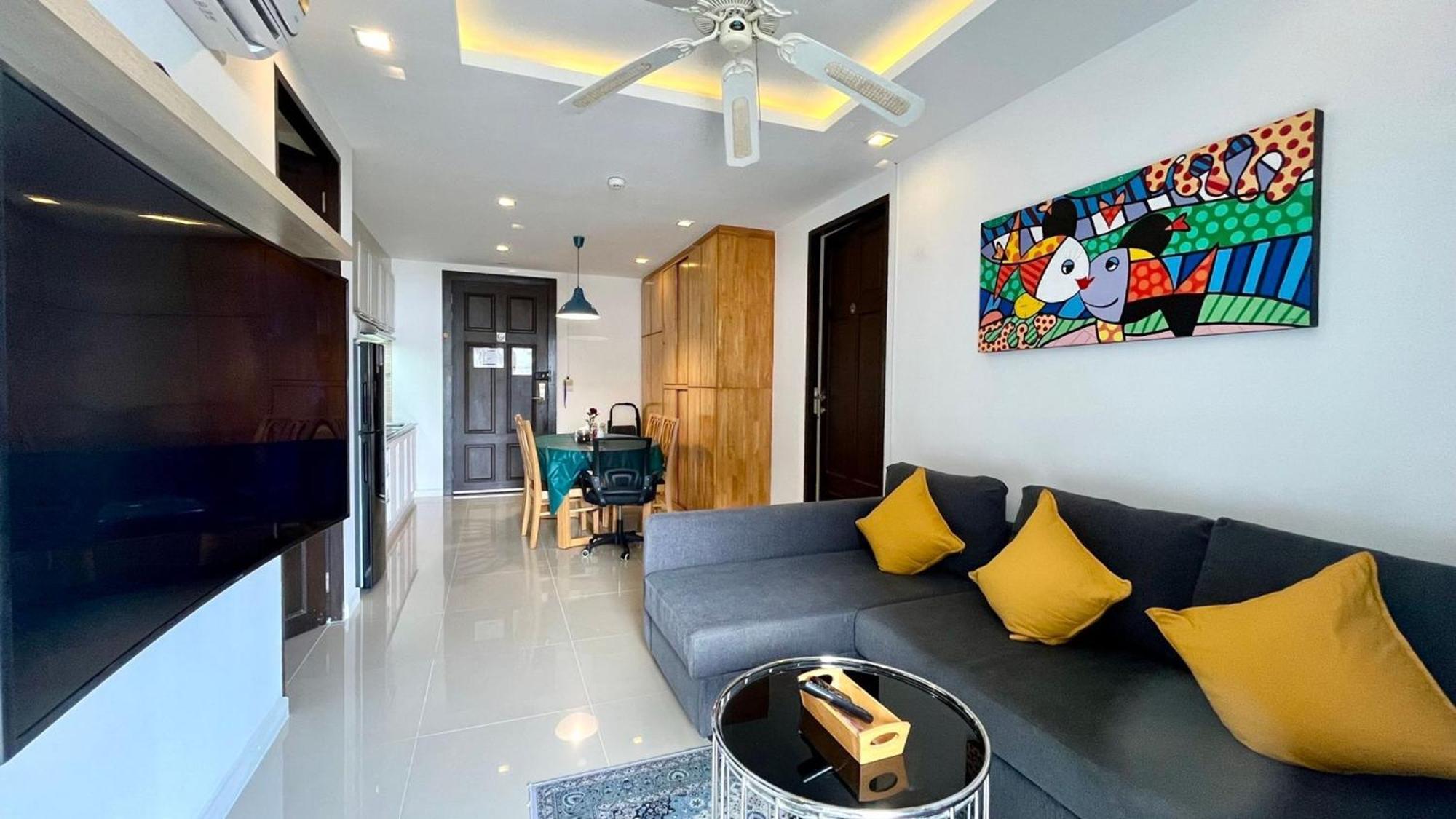 619 2 Bedrooms 2 Bathrooms 1 Km Walk To * Patong