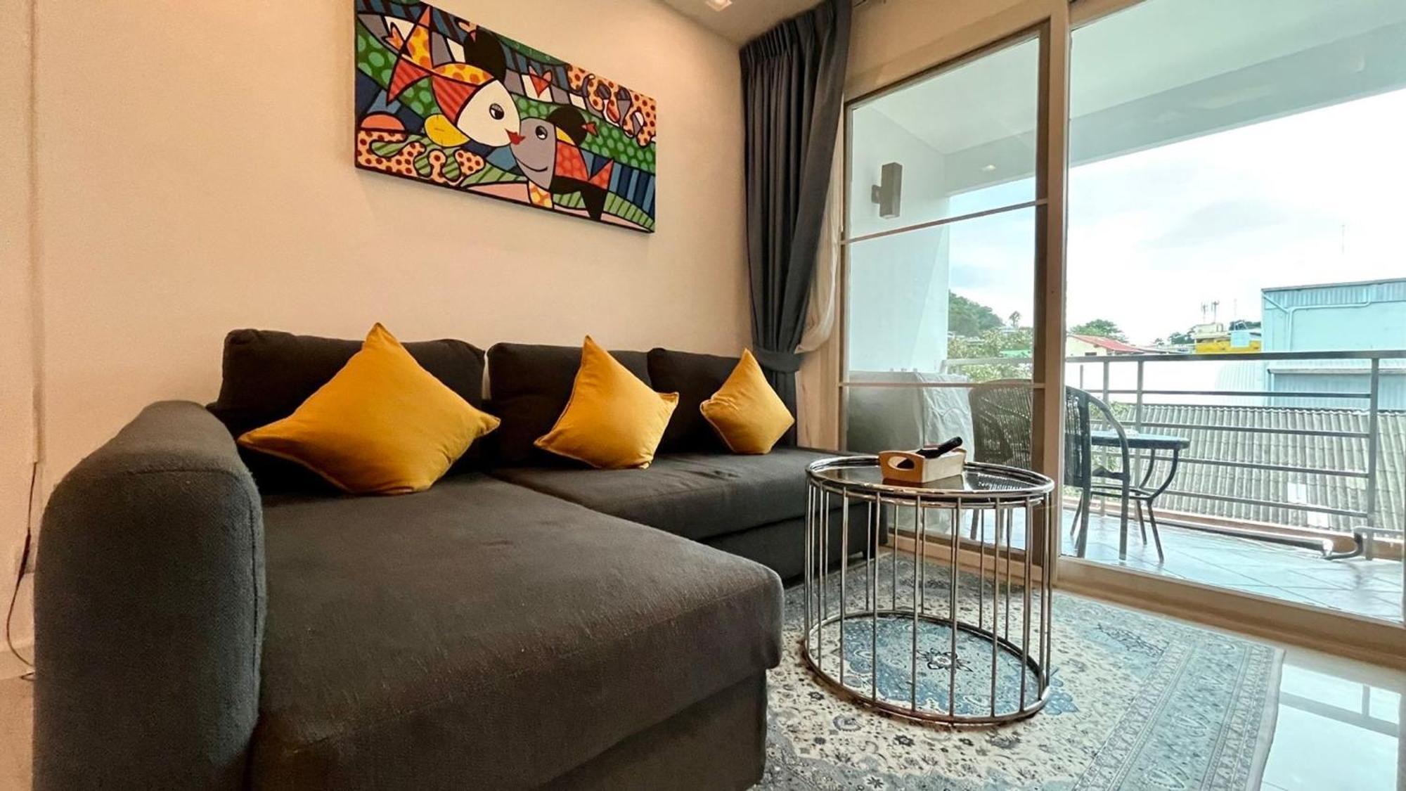 619 2 Bedrooms 2 Bathrooms 1 Km Walk To