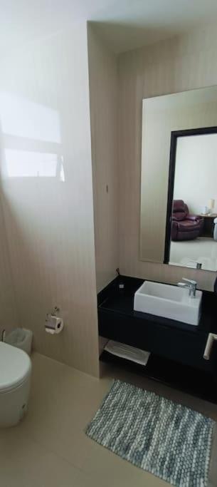 Bangtao 600m Laguna 3bdr 3,5bath With Jacuzzi And Bbq Up To 8 Guests 5 Nights Free Taxi Ferienhaus
