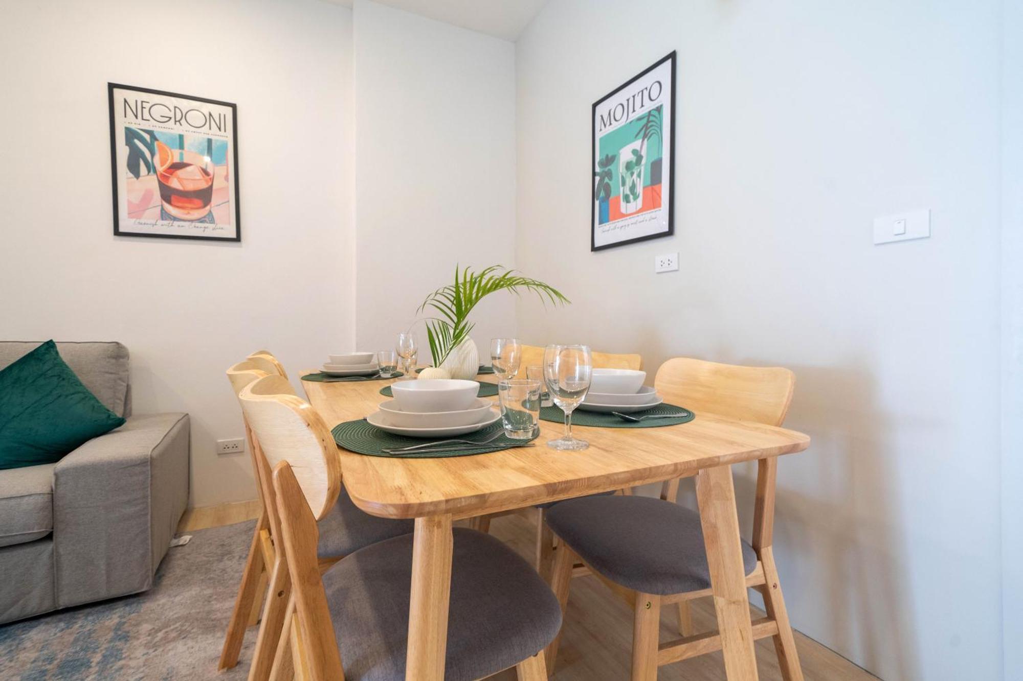 Winks Phuket Holiday home *