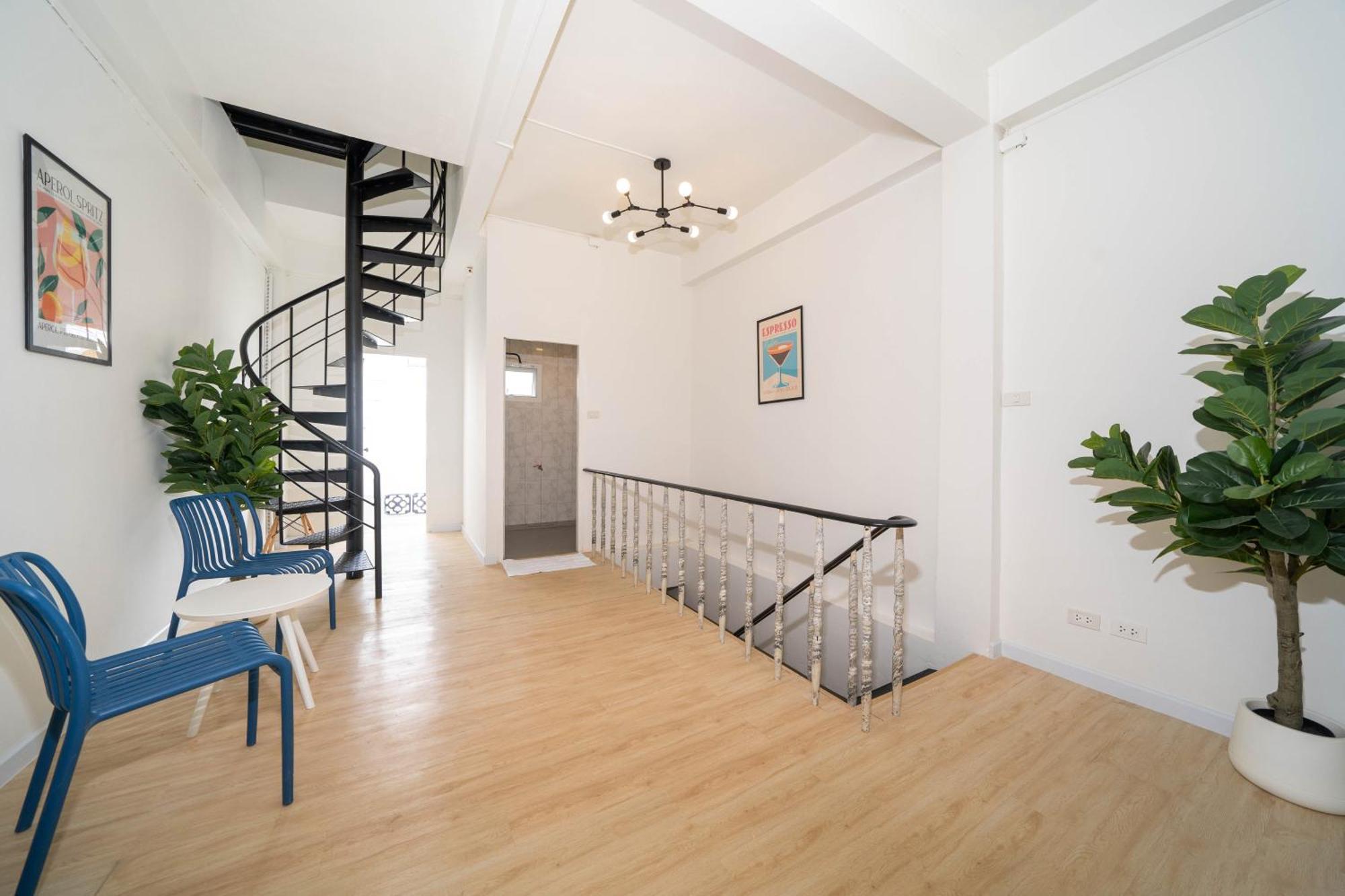 Winks Phuket Holiday home Patong