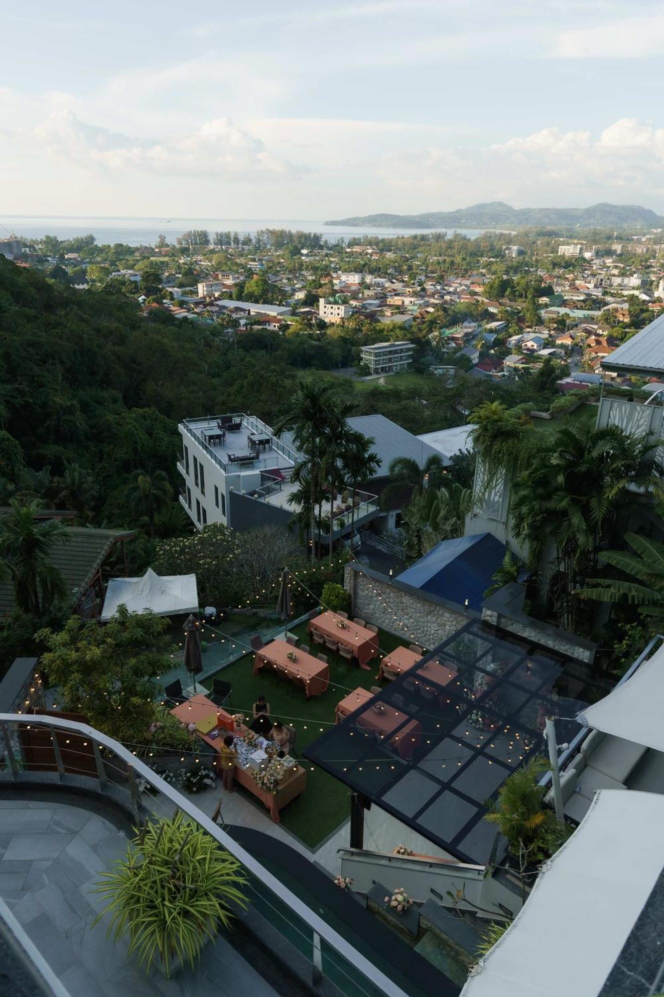 Seaview 10 Bedroom Bangtao Area Villa *