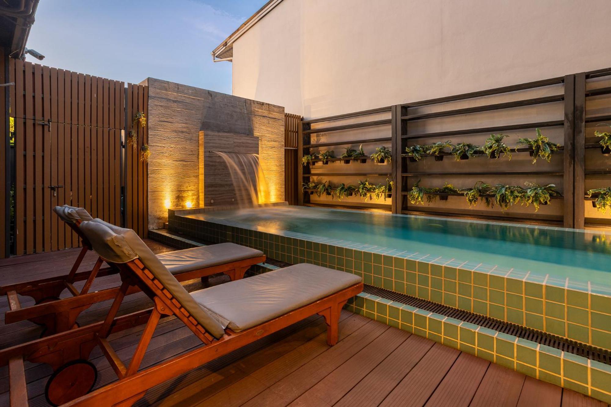 Hotel Recenta Style Town