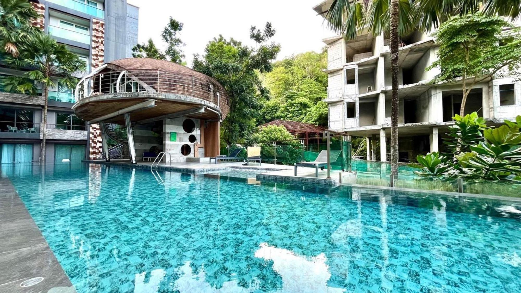 Ferienhaus The Oh So Sexy Triple Penthouse-Rare 3-5Br 188M2 Patong