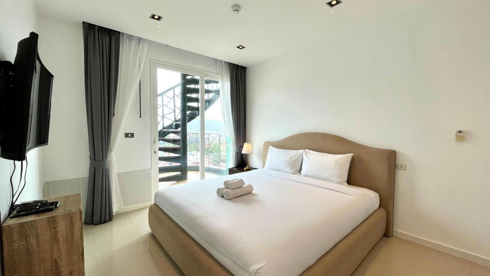 The Oh So Sexy Triple Penthouse-Rare 3-5Br 188M2 Holiday home