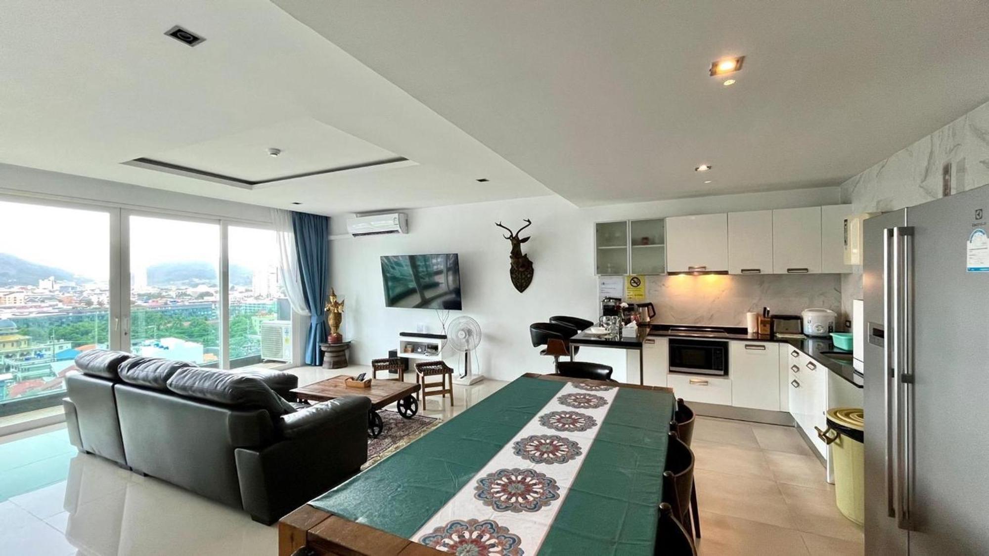 The Oh So Sexy Triple Penthouse-Rare 3-5Br 188M2 Holiday home