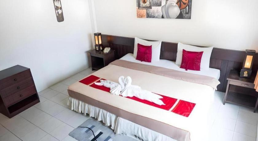 Hotel The 2*