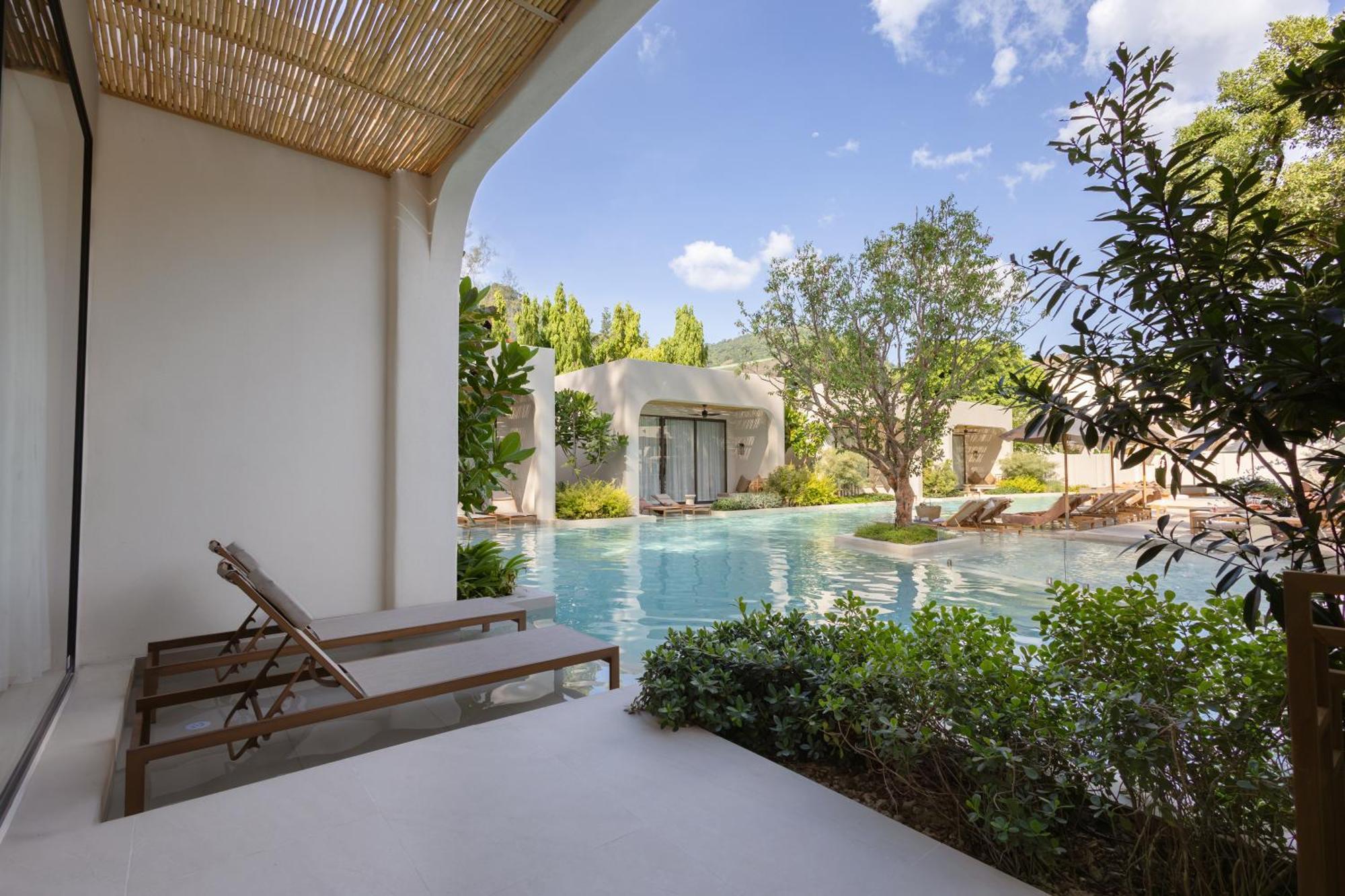 Eden & Phuket Resort 4*