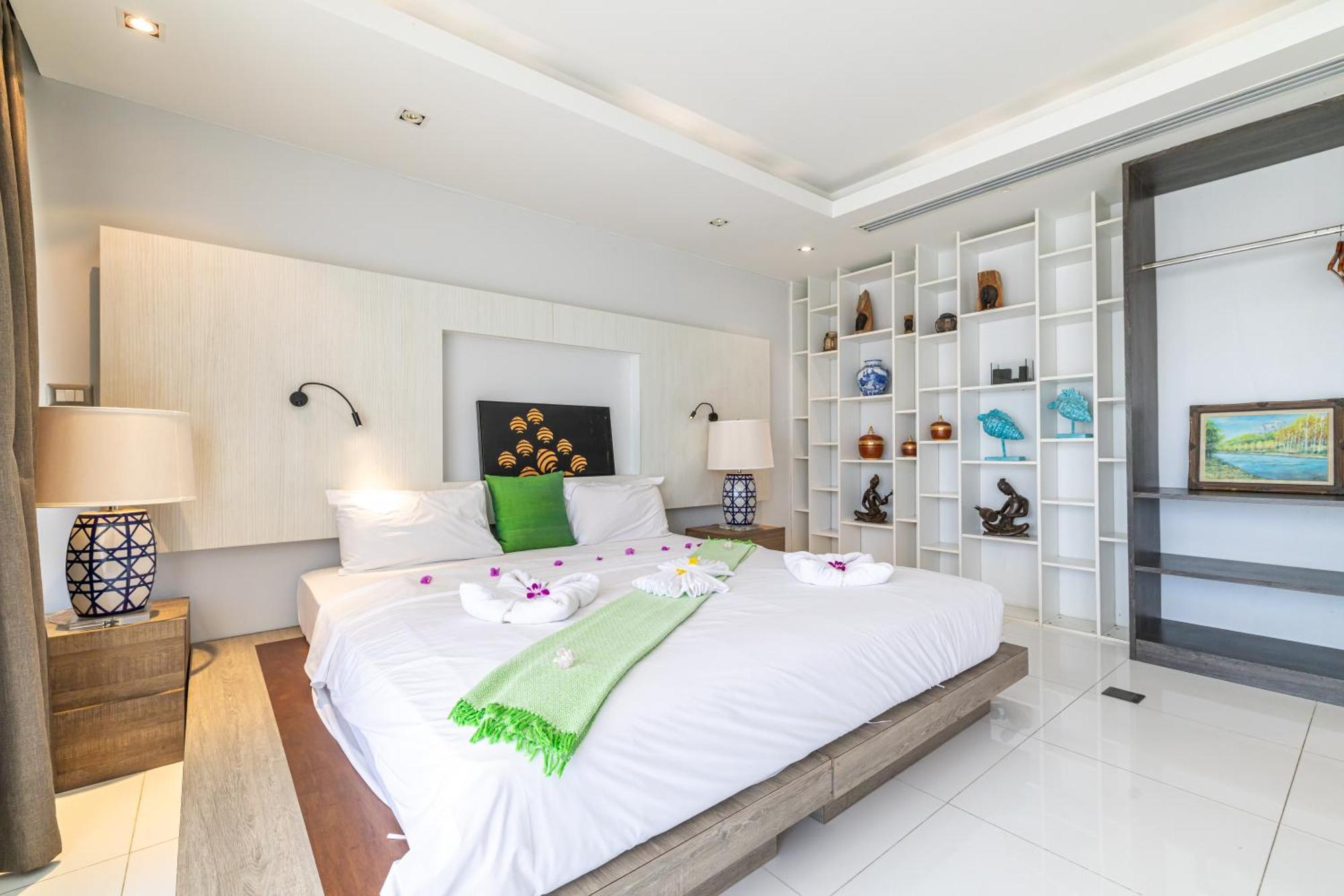 Villa Moonlit Bay Seaview & *