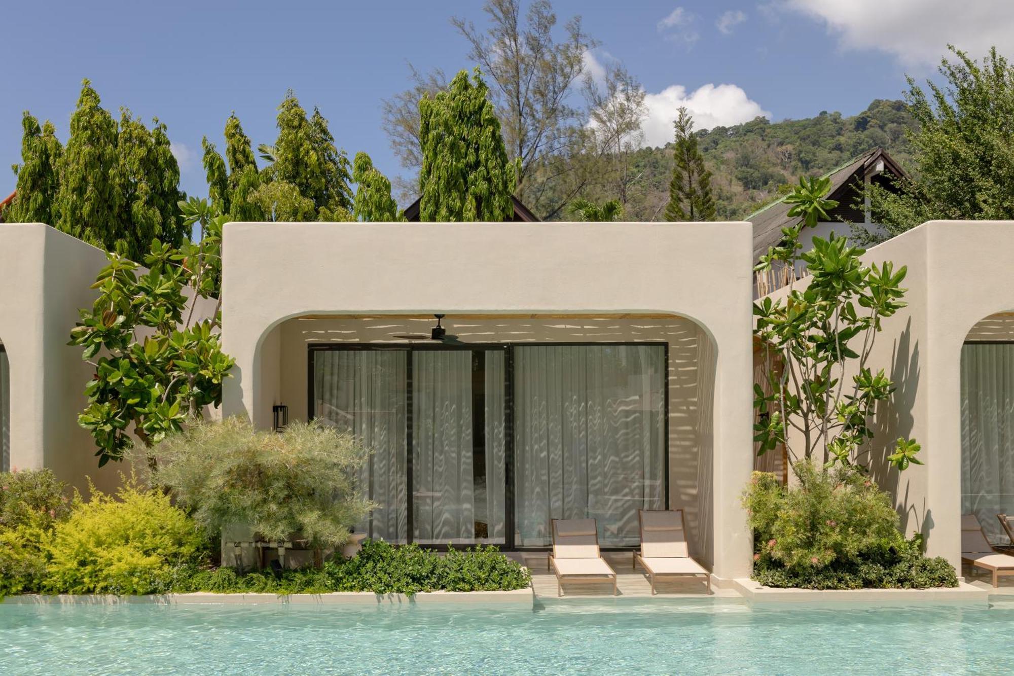 Eden & Phuket 4*