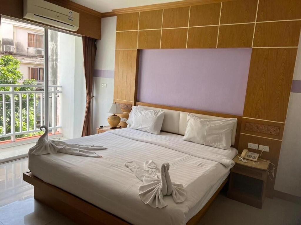 Azure Phuket Hotel