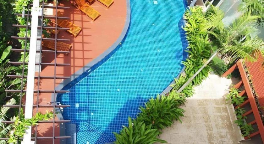 Hotel Phuket Ecozy 2*