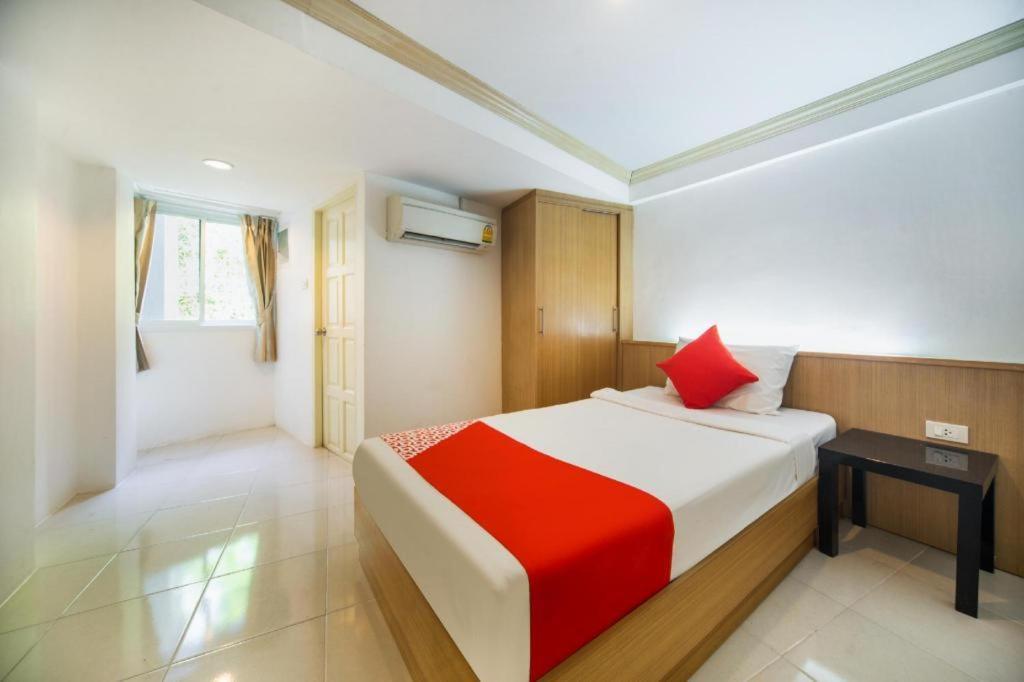 Oyo 232 Hometel