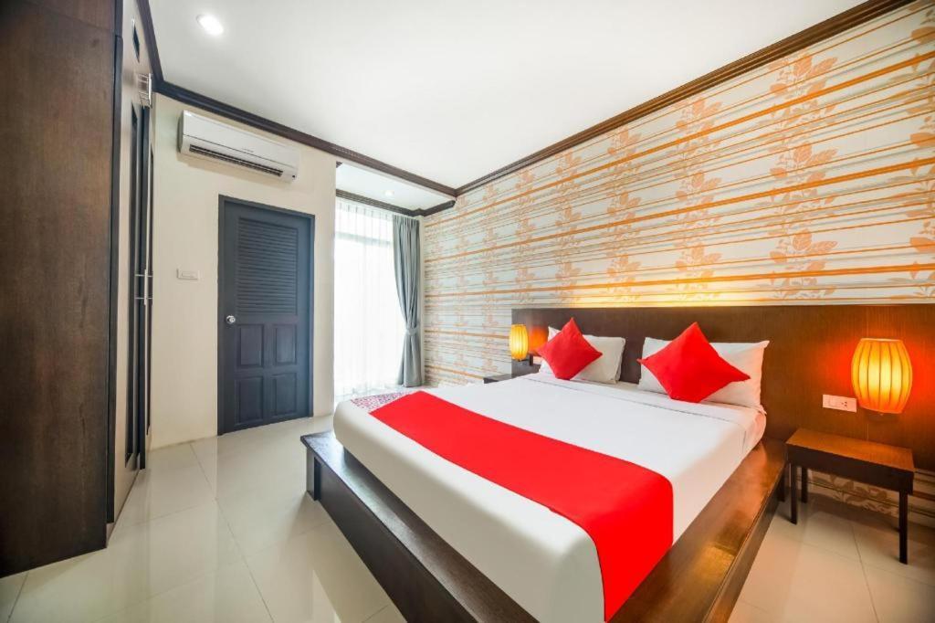 Oyo 232 Hometel Patong