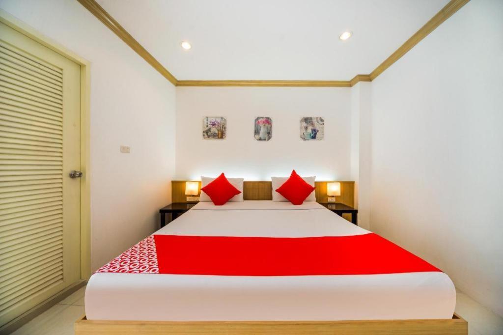 Oyo 232 Hometel Hotel Patong