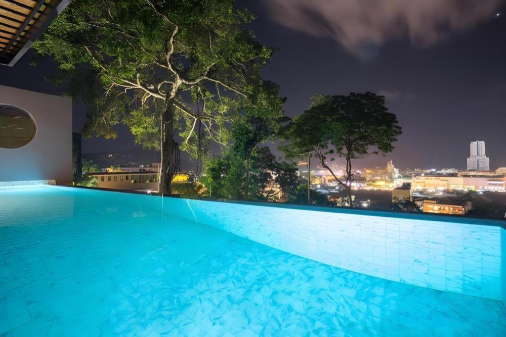 Hotel The Senses Pool