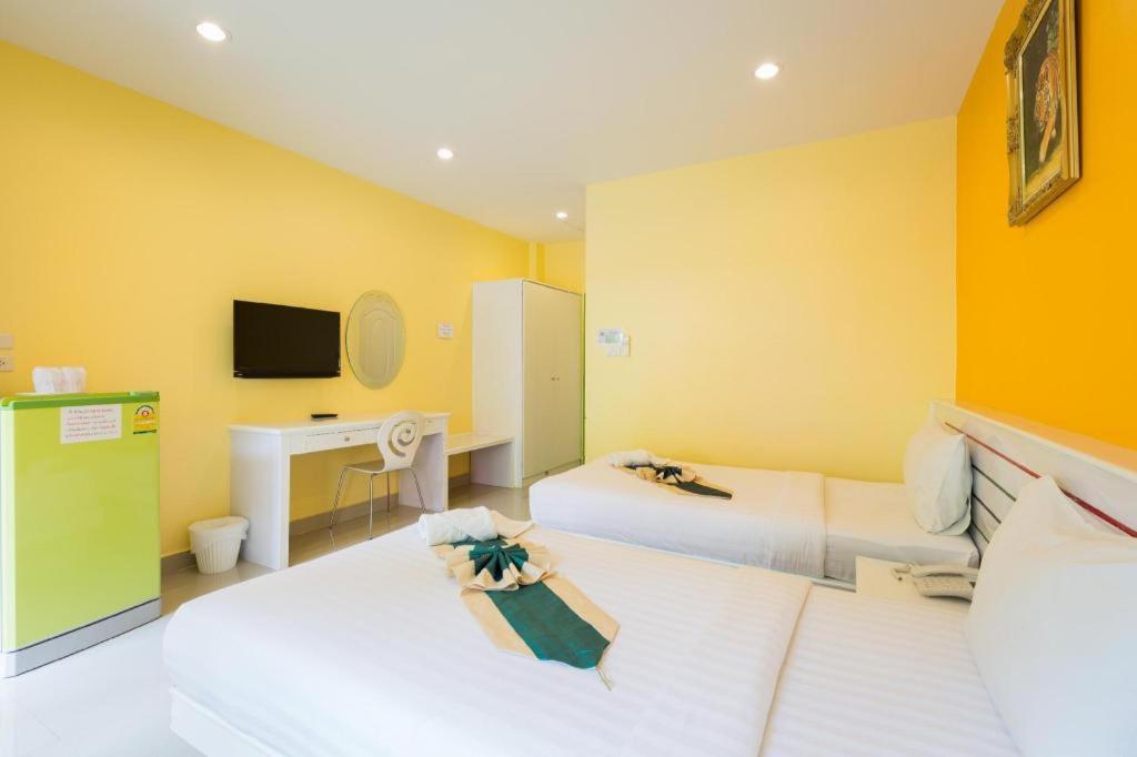 Hotel Holland Phuket