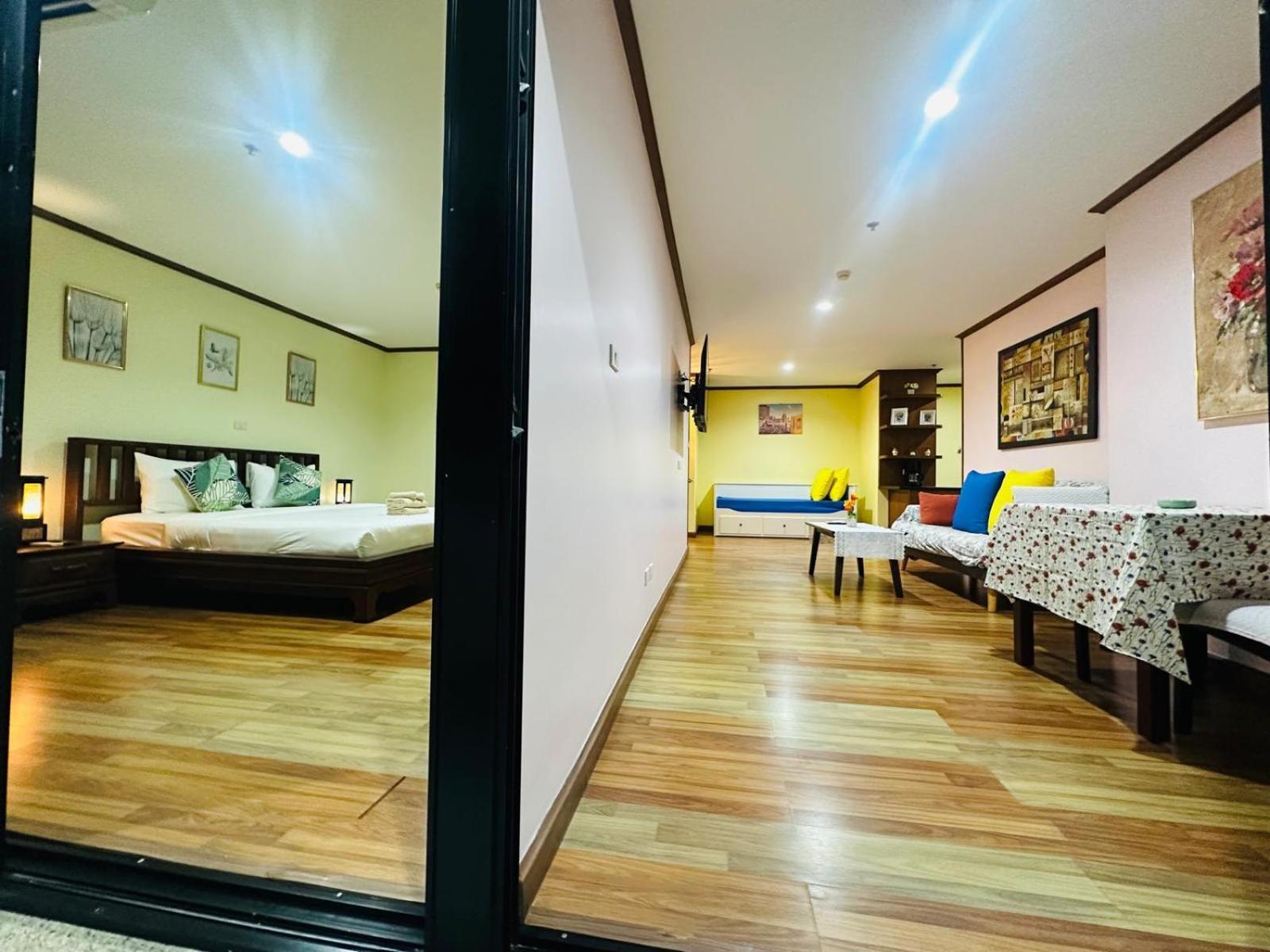 Tower Sea Facing High Floor New Bathroom Apartment *