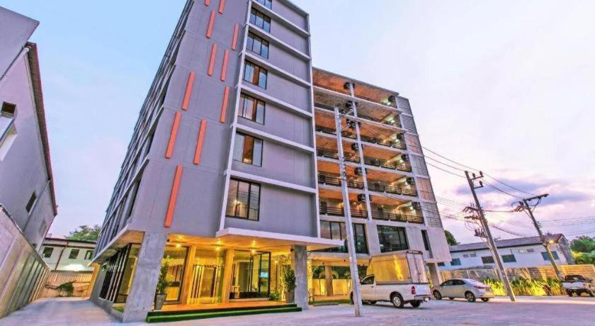 B2 Boutique & Budget Hotel 3*