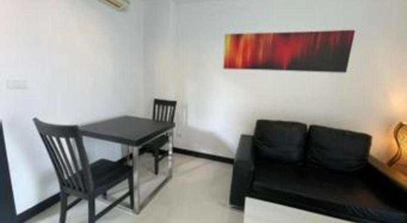Lae Lay Resort