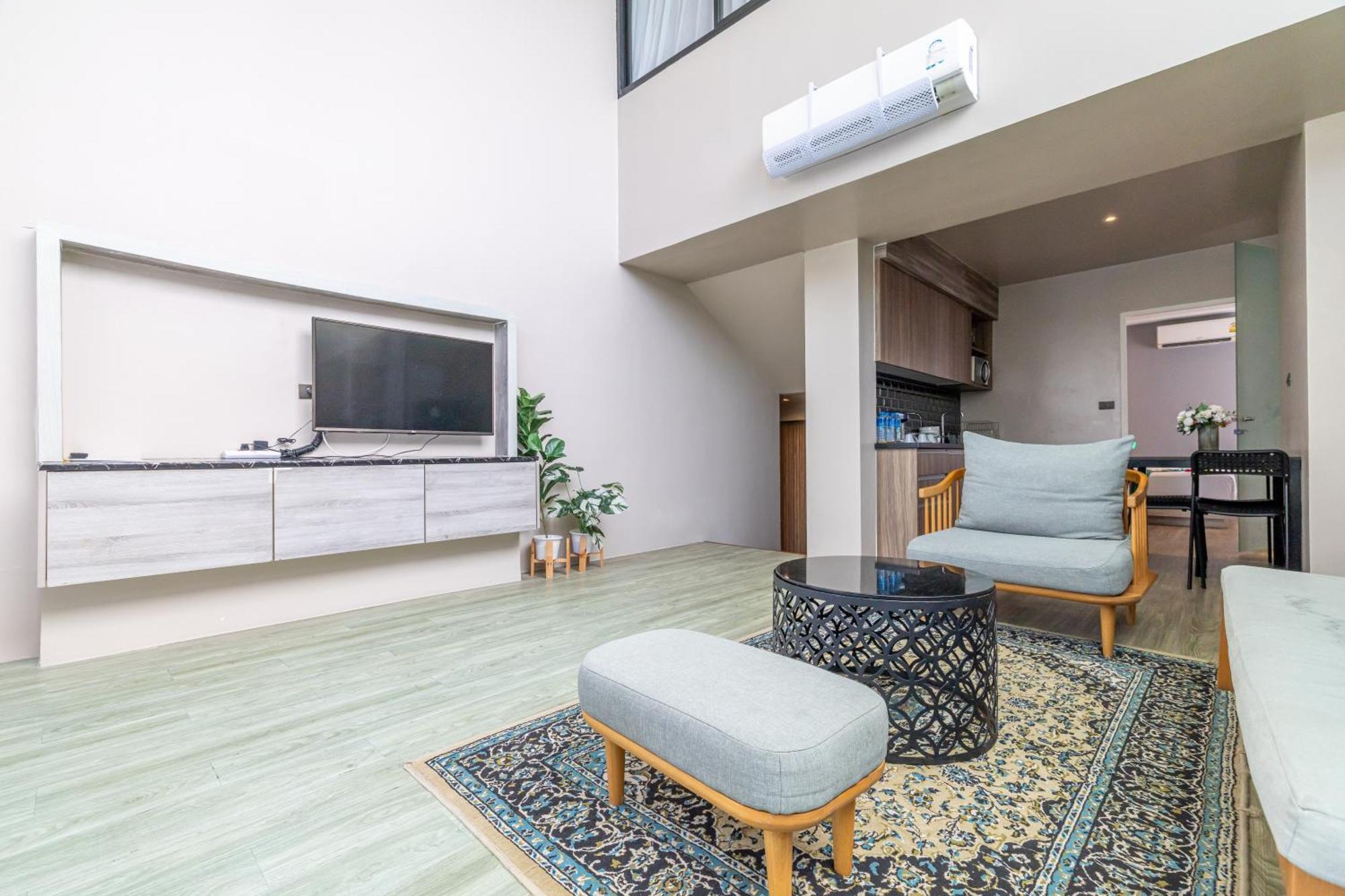 Hotel Antiya Phuket