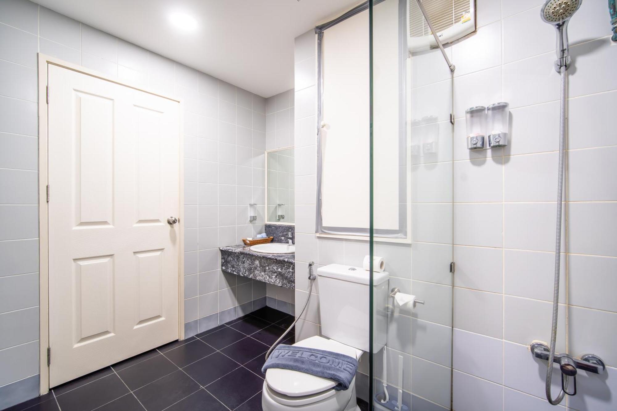 Tower Superior Seaview 4br210 *