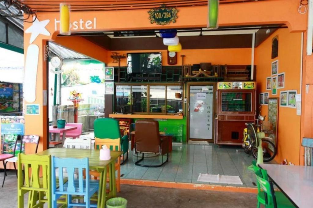 Oyo 586 I Hostel