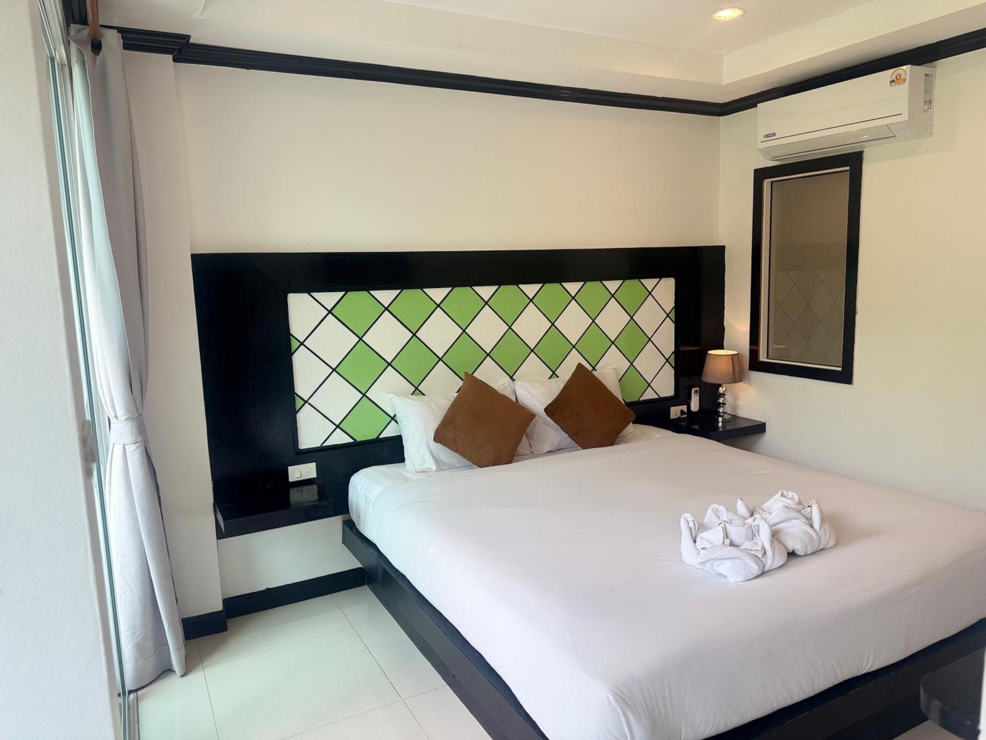 Cozy 3* Patong