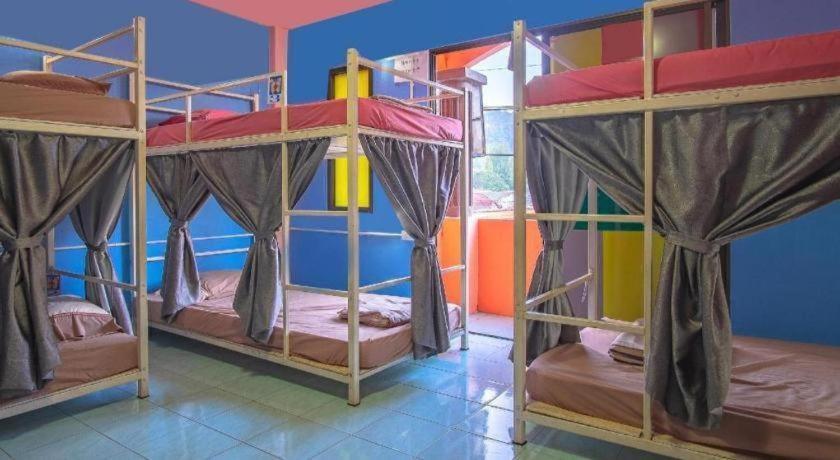 Hostel Oyo 586 I *
