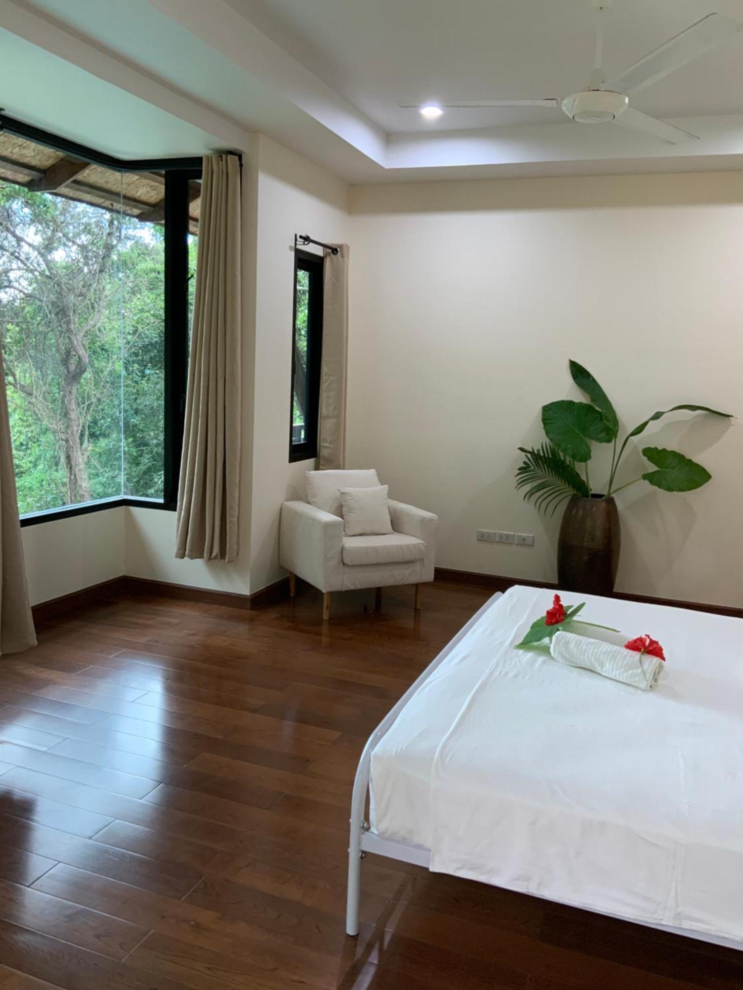Villa Beachfront In Rawai