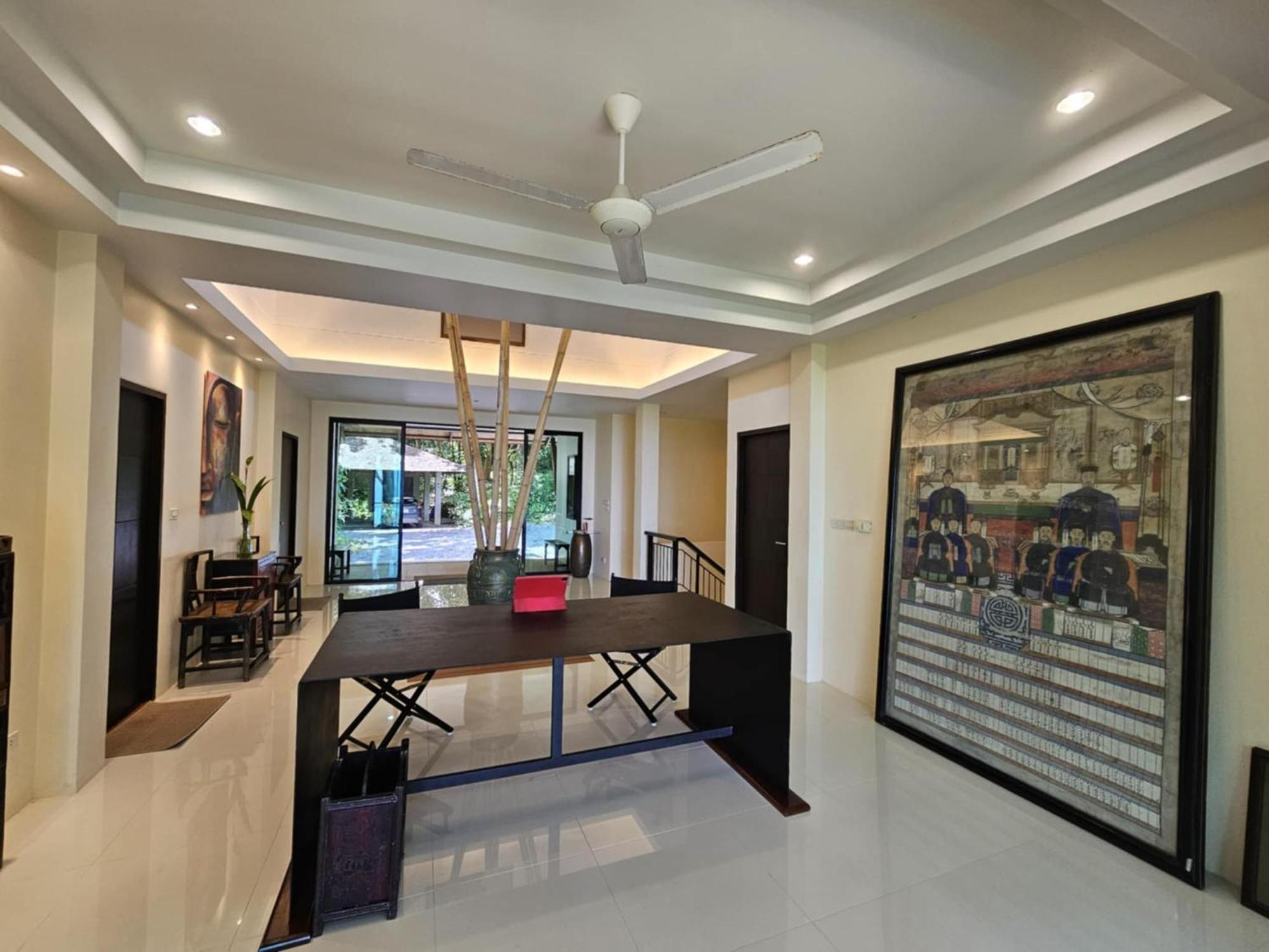 Beachfront In Rawai Villa *