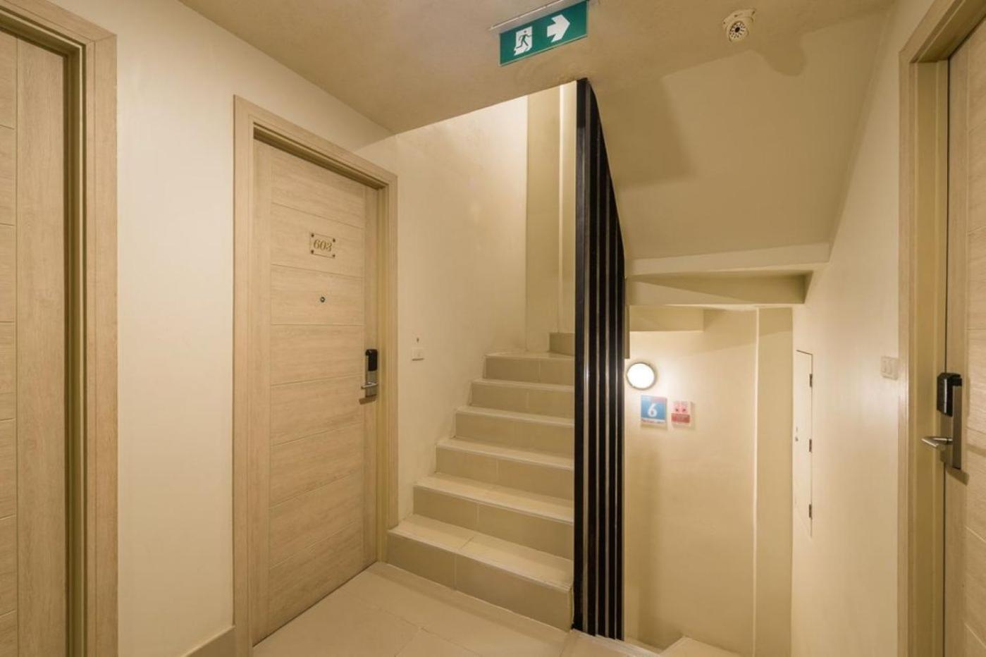 Centro One Bangla Hotel 3*
