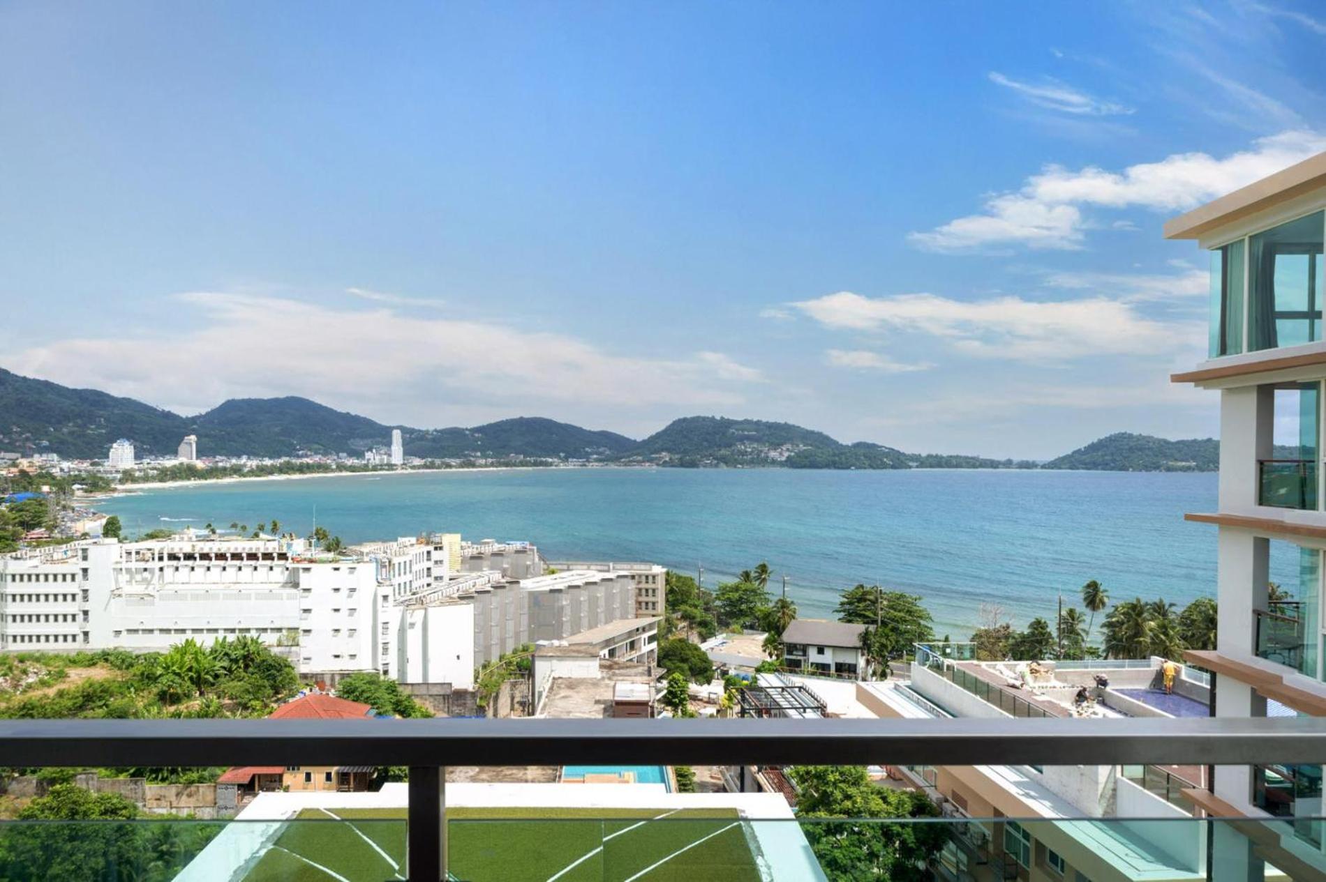 Private Sea View With Jacuzzi At Baycliff *