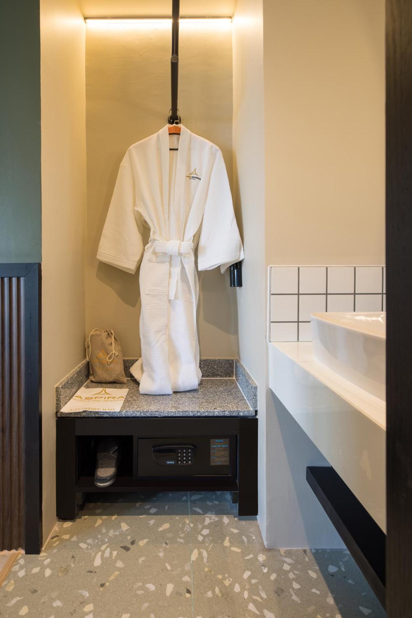 Syama Mansion Patong, An Aspira Collection 4*