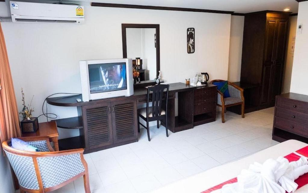 Hotel The 2*