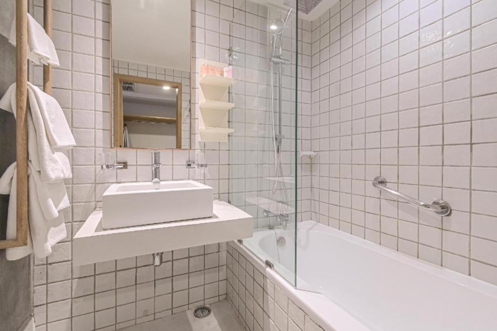 Ramada By Wyndham Phuket Southsea Hotel Karon