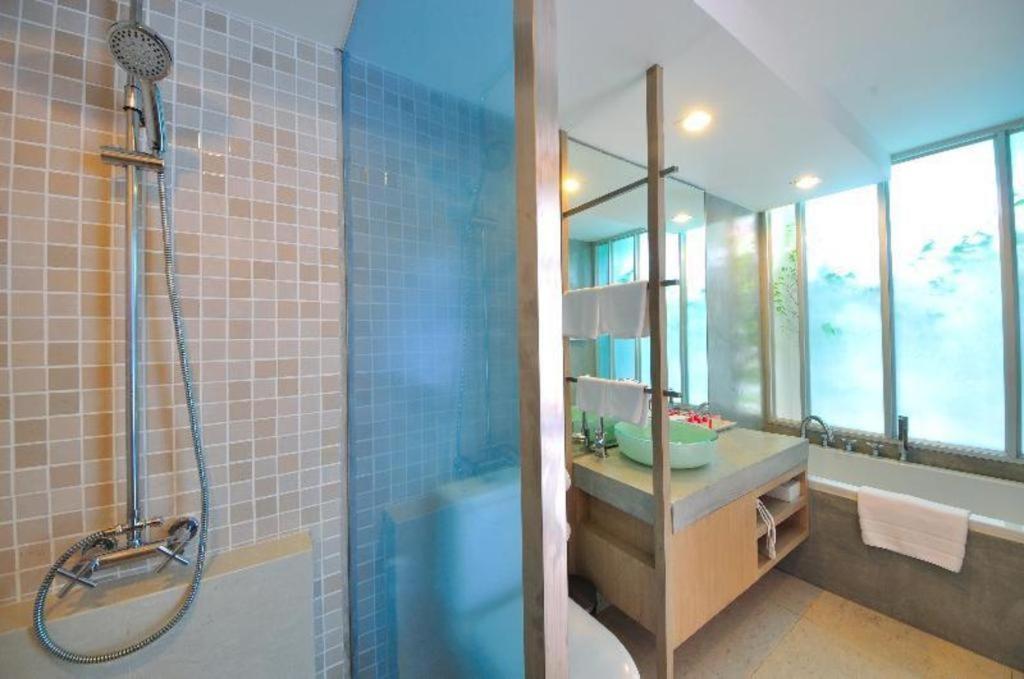 Hotel Ramada By Wyndham Phuket Southsea Karon