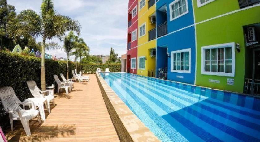 Holland Hotel 2*