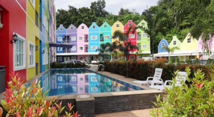 Holland 2* Patong
