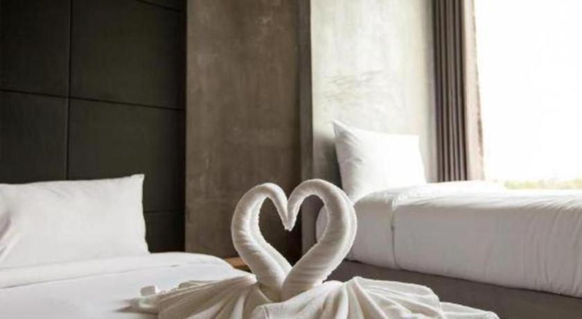 B2 Boutique & Budget Hotel Phuket