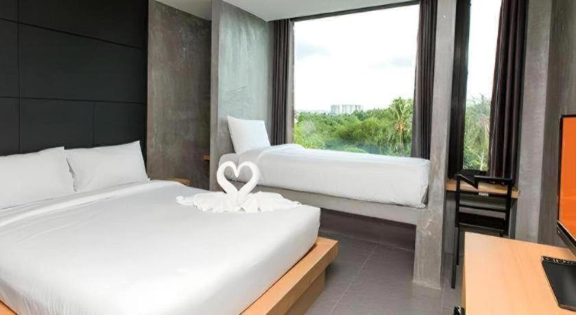 B2 Boutique & Budget 3* Phuket