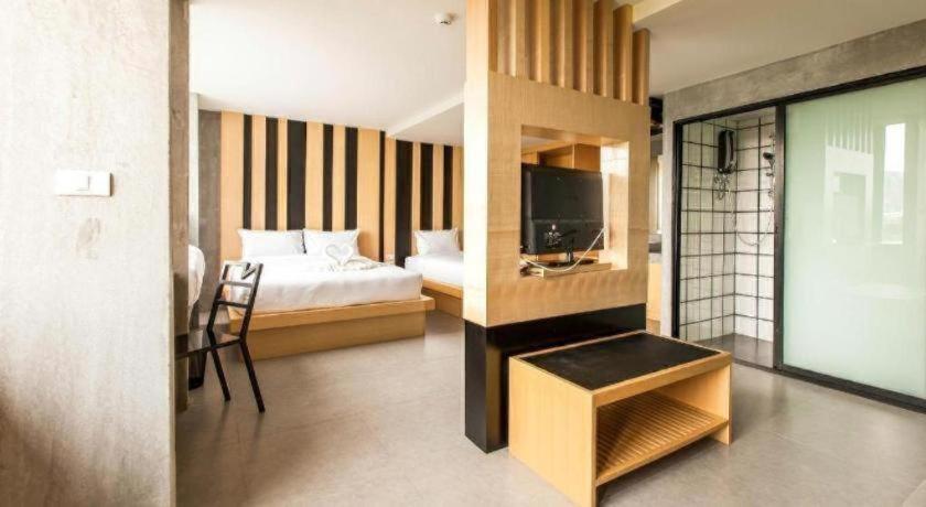 B2 Boutique & Budget Hotel