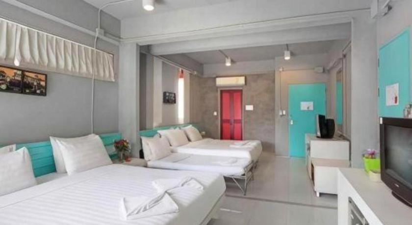 Oyo 292 The Oddy Hip 2* Patong
