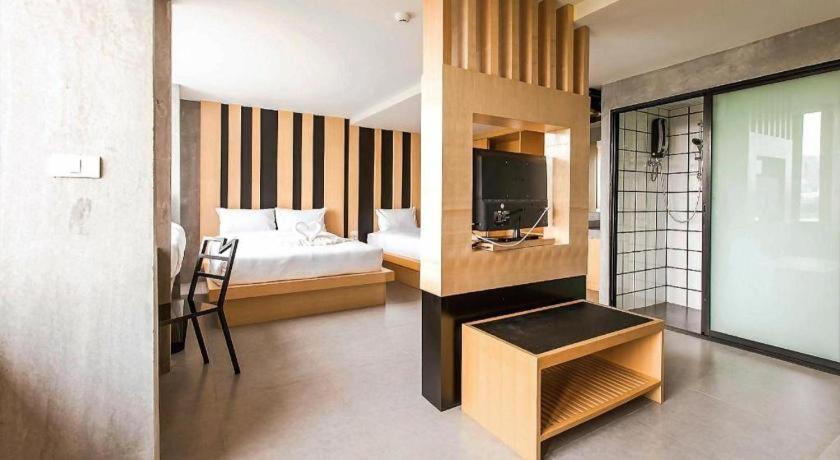 B2 Boutique & Budget Hotel