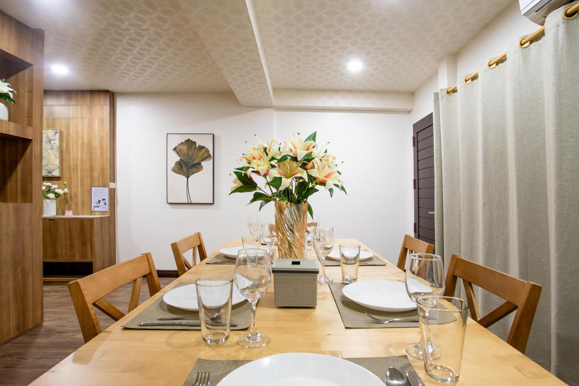 Apartment Enjoy Sunset Rainbow Alley - Wow Townhouse At Hill Patong