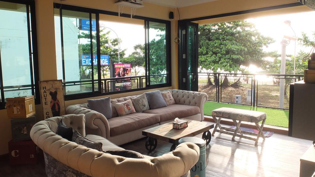 Asrama Doolay Beachfront Karon