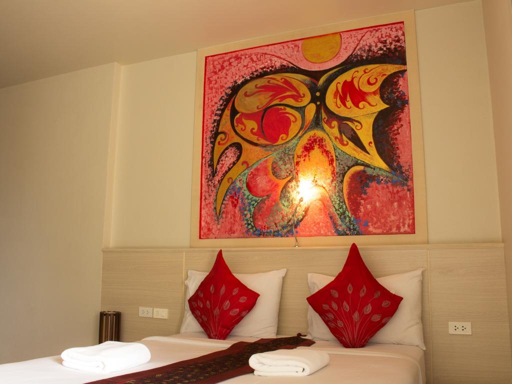 Hostel Beehive Magenta Patong Phuket
