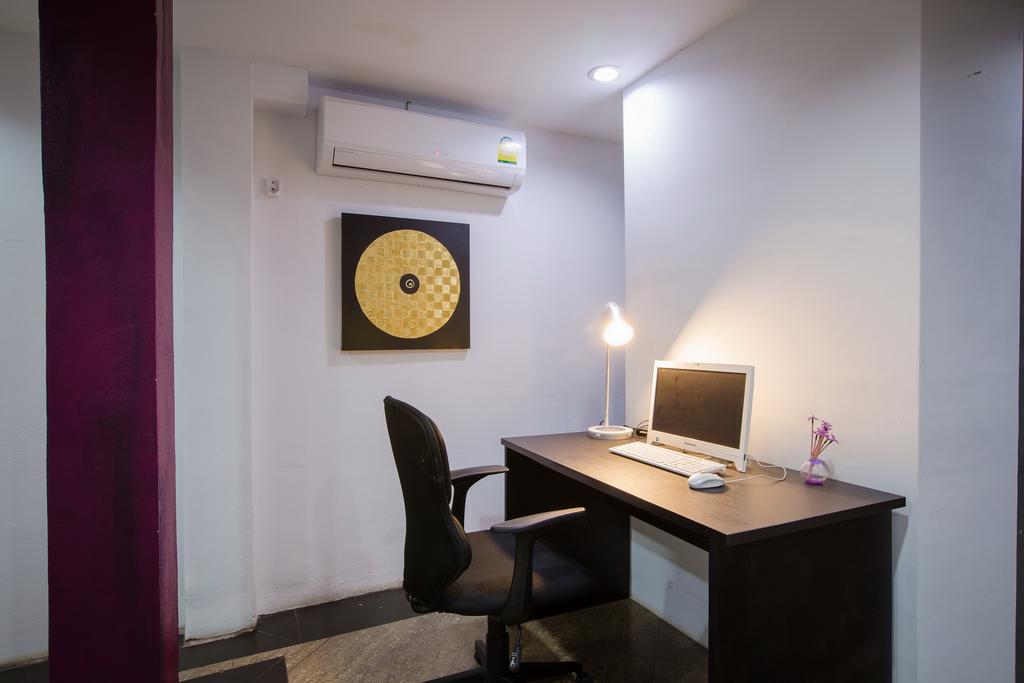 Patong Swiss Front 3* Phuket