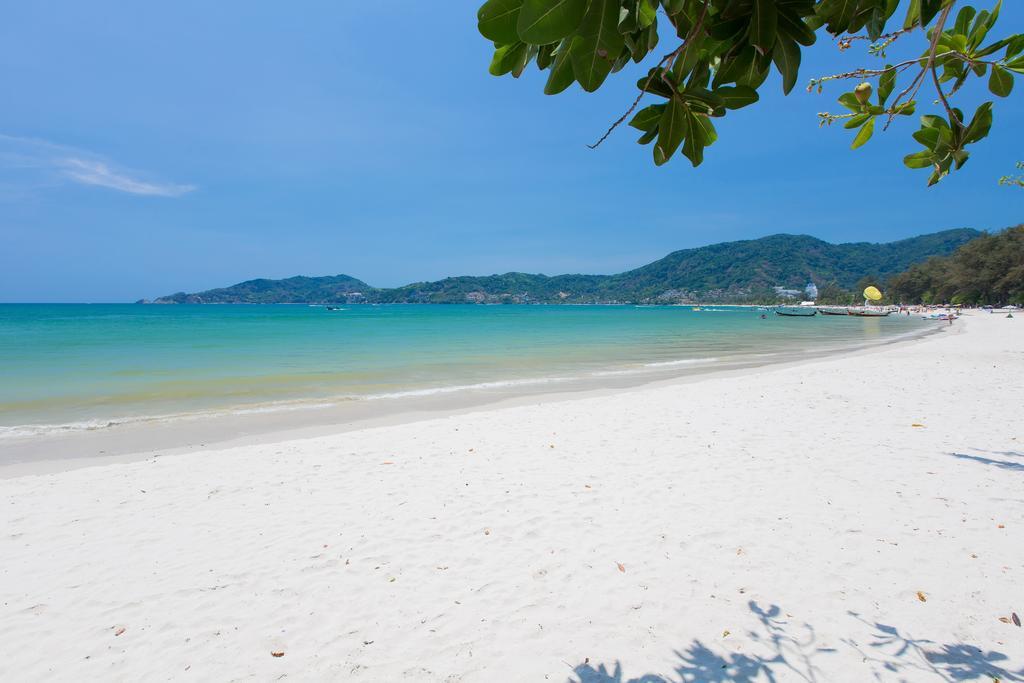 Hotel Patong Swiss Front