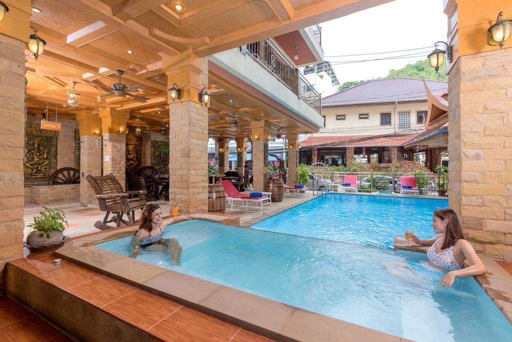 Chang Hotel Patong
